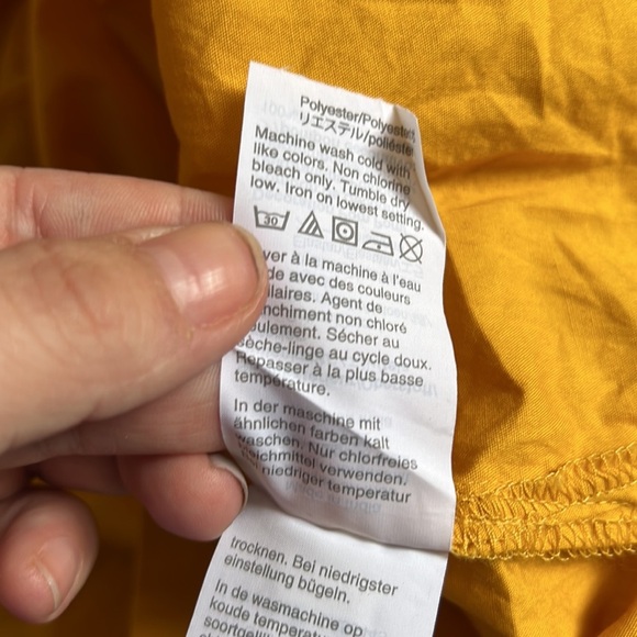 JCrew Square-neck top in cotton poplin with pom-poms. Size 2. Yellow/gold - Picture 8 of 8